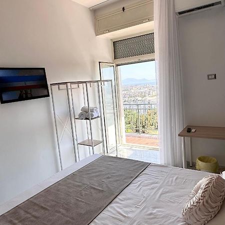 Airport Seaview Rooms Naples Exterior photo